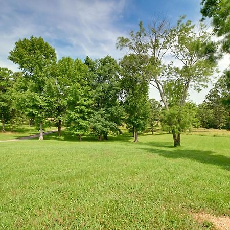 Serene Mcewen Cottage About 2 Mi To Golf Course! Exterior photo