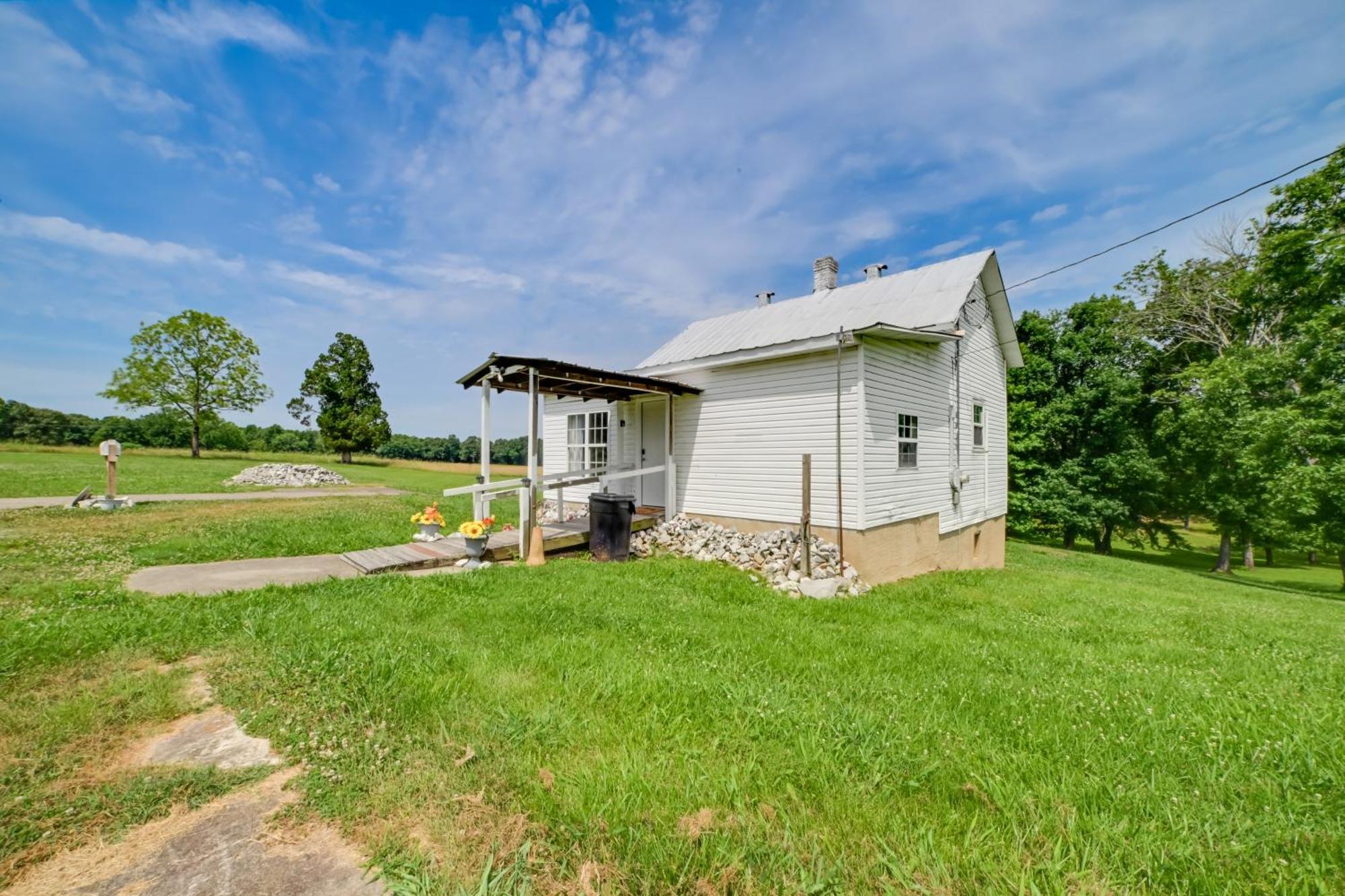 Serene Mcewen Cottage About 2 Mi To Golf Course! Exterior photo